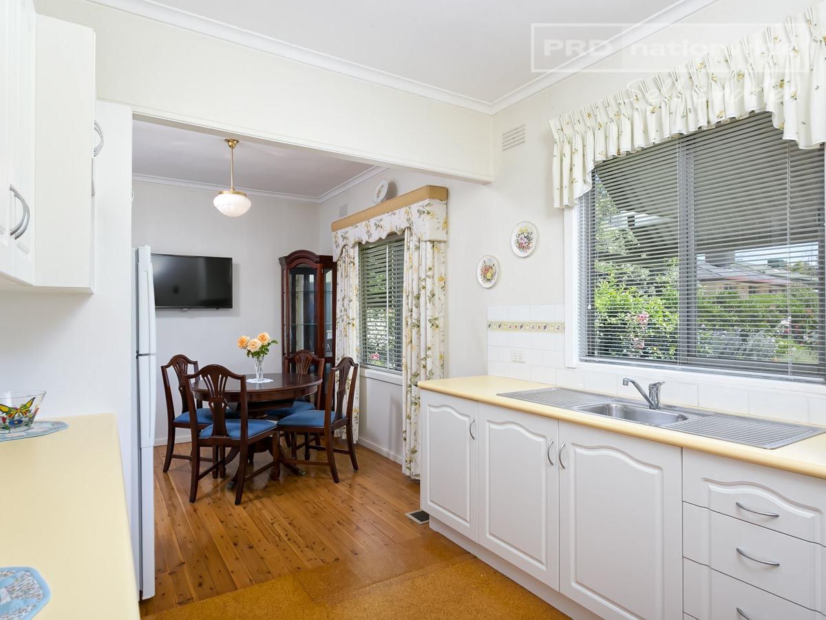 42 Plumpton Road, Kooringal NSW 2650, Image 2