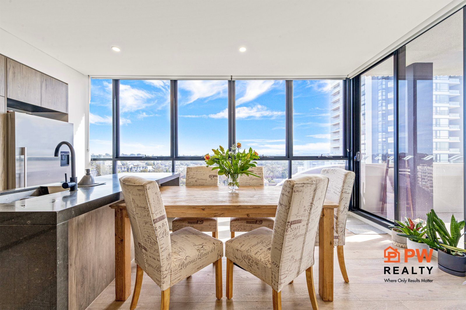 2 bedrooms Apartment / Unit / Flat in Level 6, 603/35 Oxford Street EPPING NSW, 2121