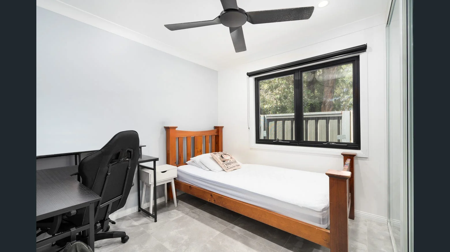 Additional image 3 of 4a Low Street, Smithfield NSW 2164