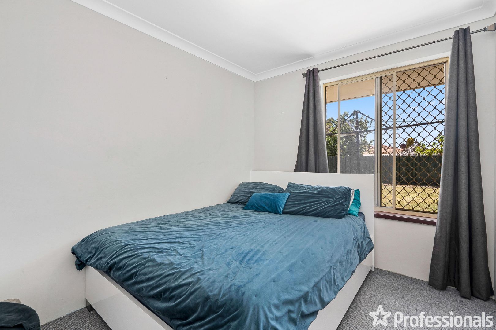 15 Croxdale Crescent, High Wycombe WA 6057, Image 2