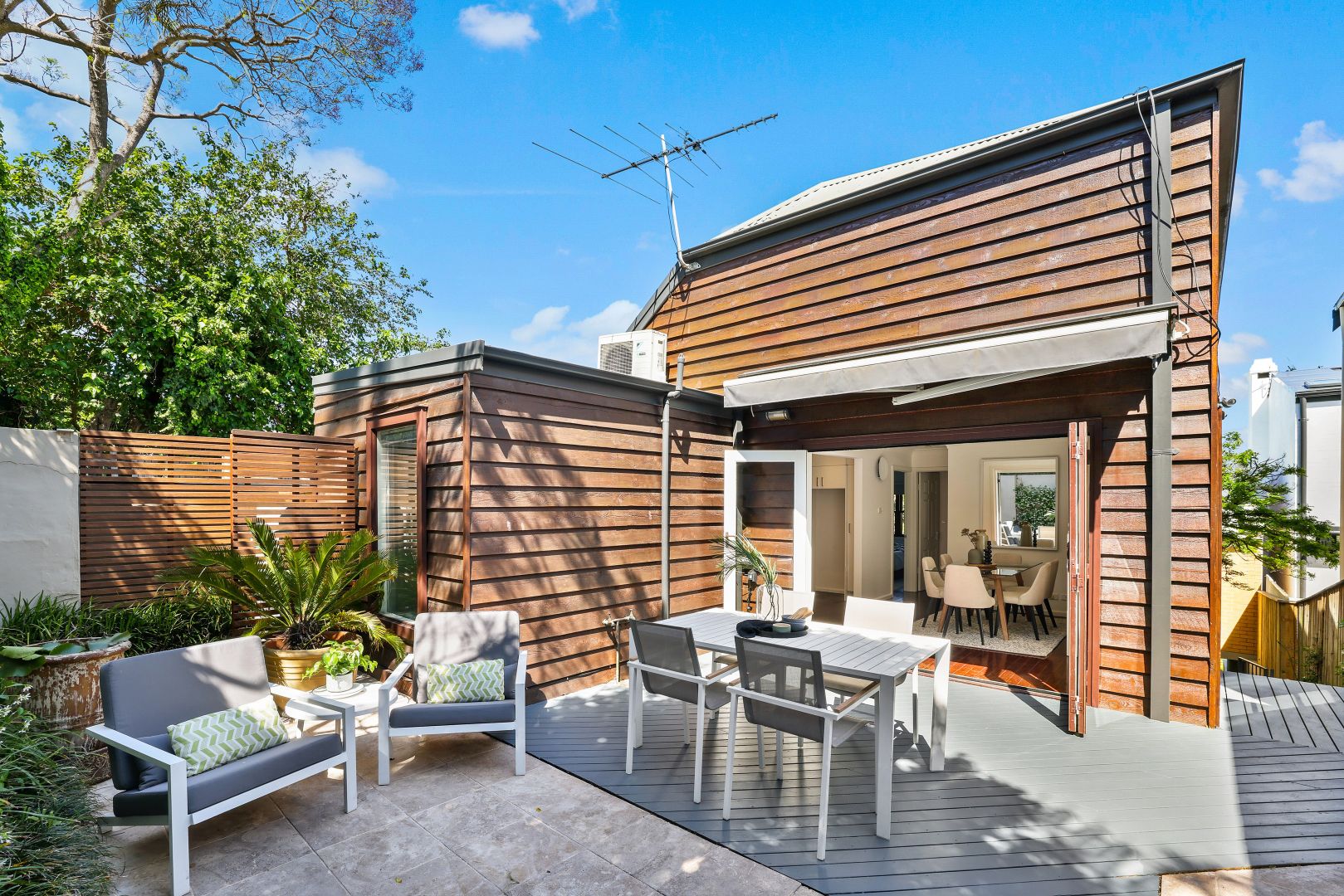 23B Dumbarton Street, Mcmahons Point Property History & Address Research Domain