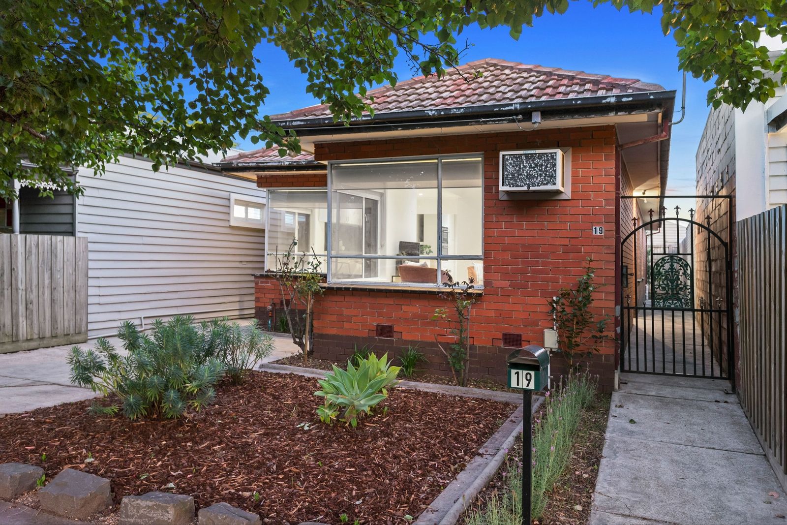 19 Gamon Street, Seddon VIC 3011, Image 0