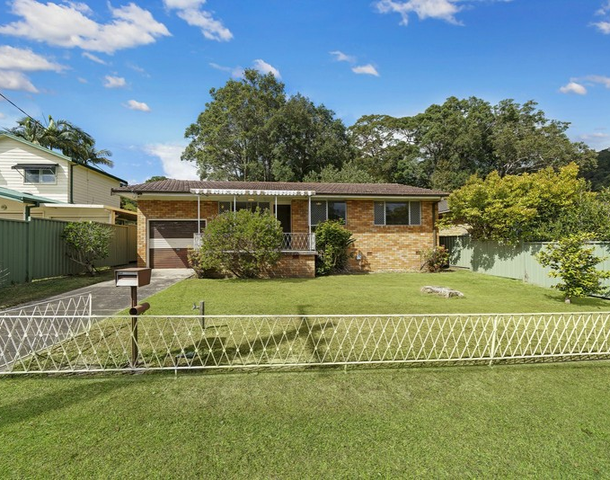26 Priestley Parade, Point Clare NSW 2250