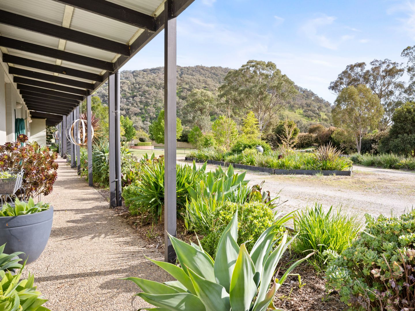 39 Innisfree Drive, West Wodonga VIC 3690 Domain