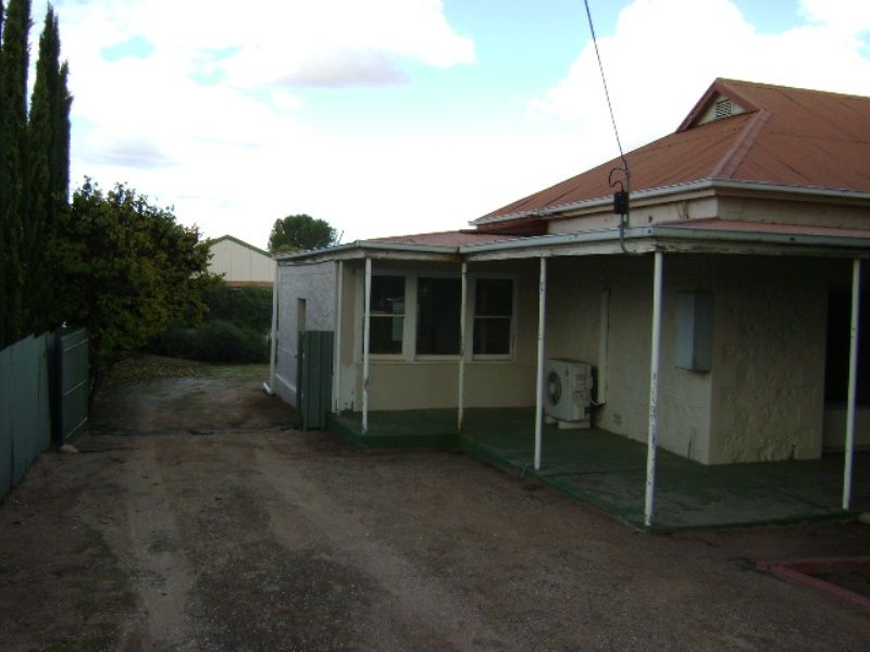 6 West Terrace, Kimba SA 5641 Domain