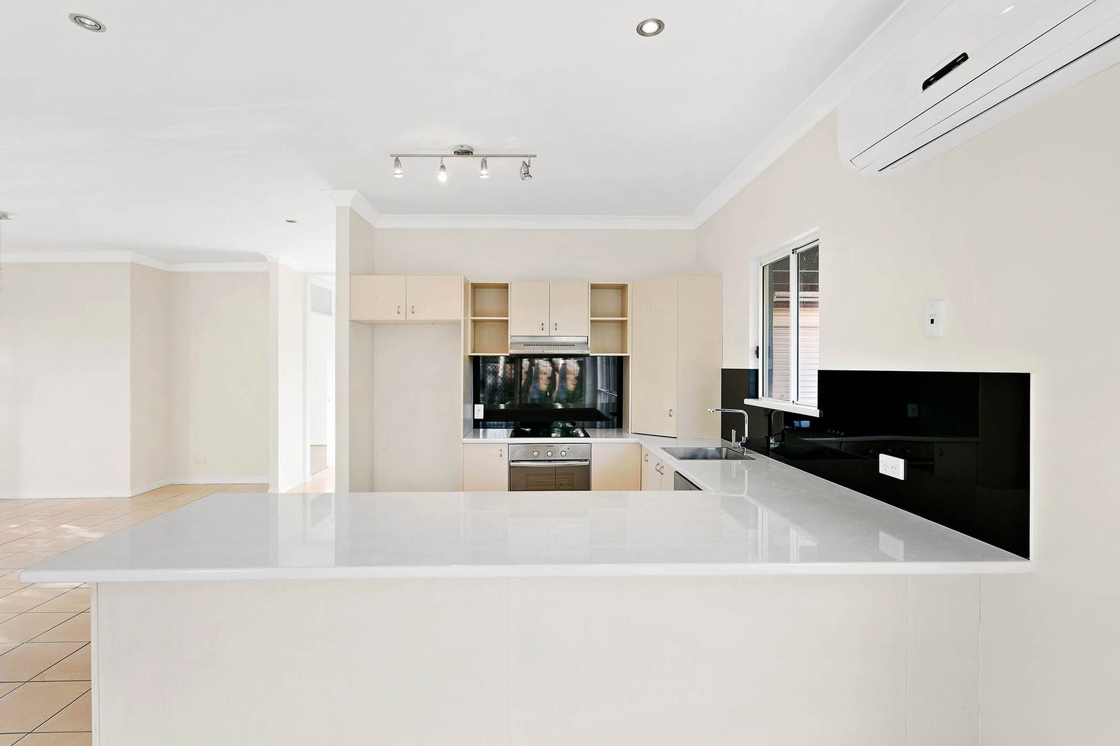 1 Norman Court, Caloundra West QLD 4551, Image 2