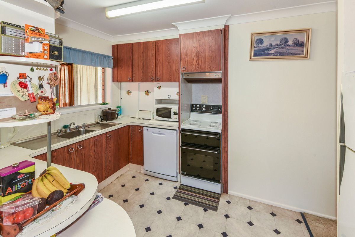 4 Marlua Avenue, Moffat Beach QLD 4551, Image 2