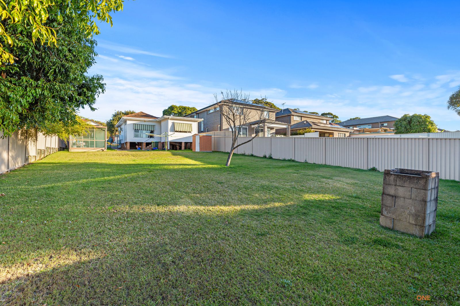 18 Burns Road, Picnic Point NSW 2213, Image 2