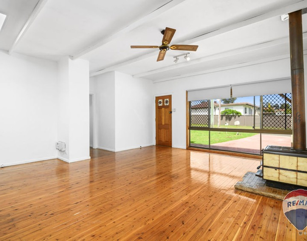 16 Worcester Road, Cambridge Park NSW 2747