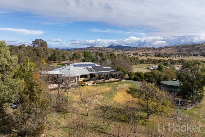 Picture of 48 Beacon Place, GOOGONG NSW 2620