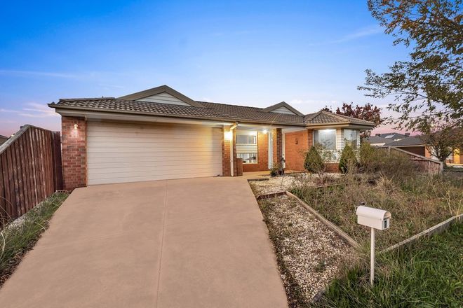 Picture of 7 Cronulla Way, TAYLORS HILL VIC 3037