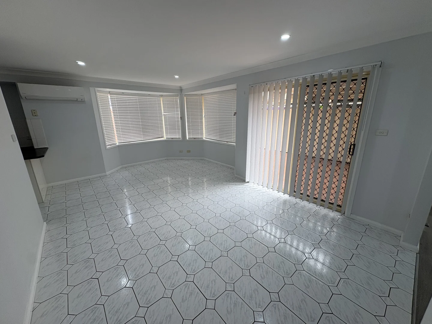 Additional image 3 of 14 Larbert Place, Prestons NSW 2170