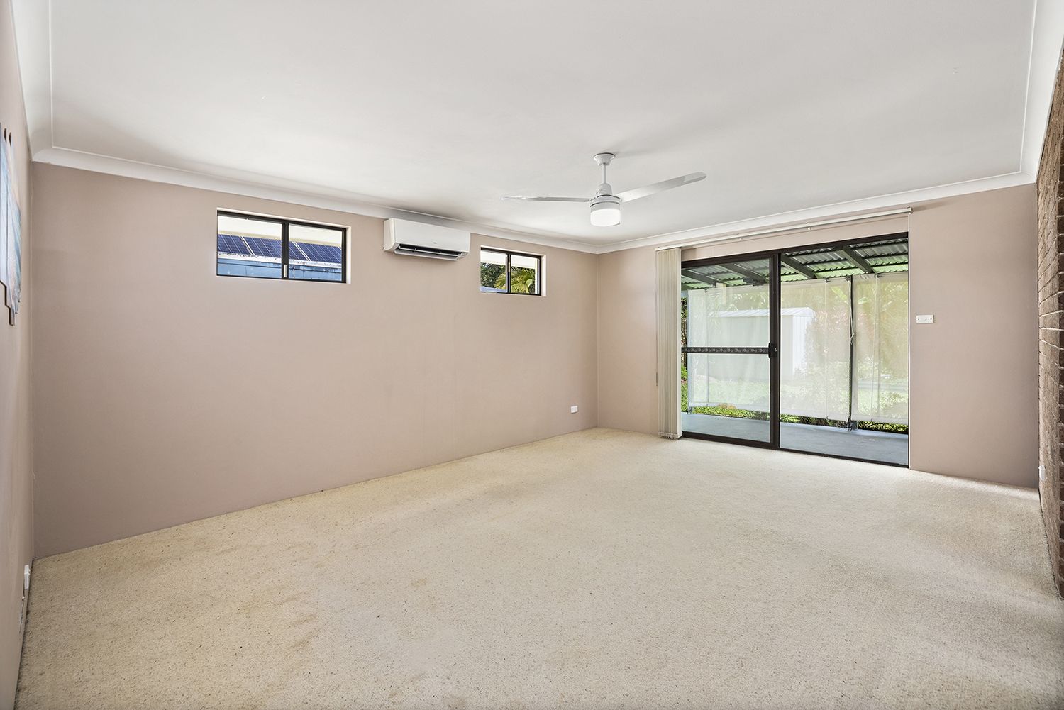 1 Bream Close, Emerald Beach NSW 2456, Image 2