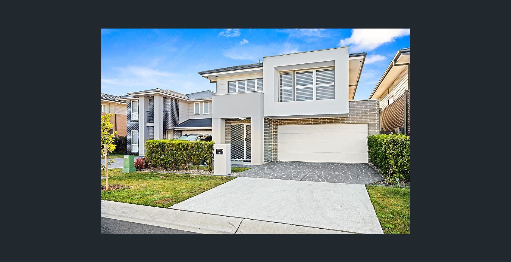 4 bedrooms House in 12 Steeple Place MARSDEN PARK NSW, 2765