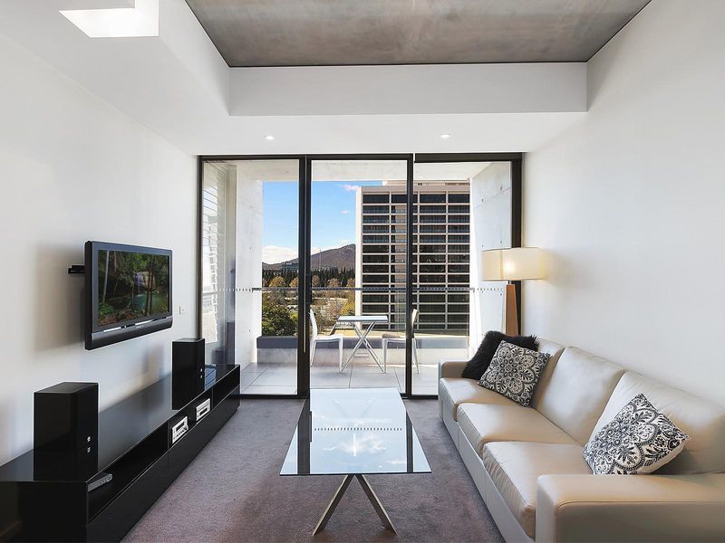 607/21 Marcus Clarke Street, City ACT 2601, Image 2