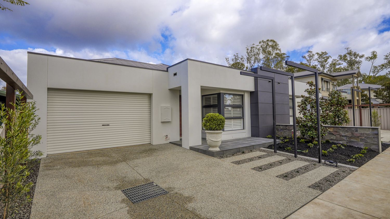 2 4 Balaclava Road Shepparton Vic 3630 Domain