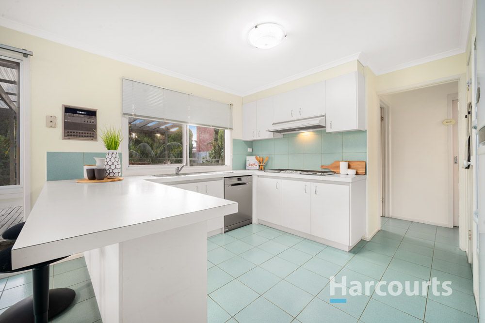 12 Dayan Drive, Wantirna South VIC 3152, Image 2