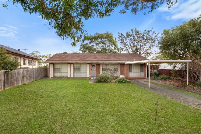 Picture of 4 Cobb Place, AMBARVALE NSW 2560