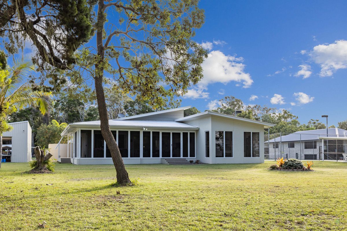 15 islandview Close, Tinnanbar QLD 4650, Image 1