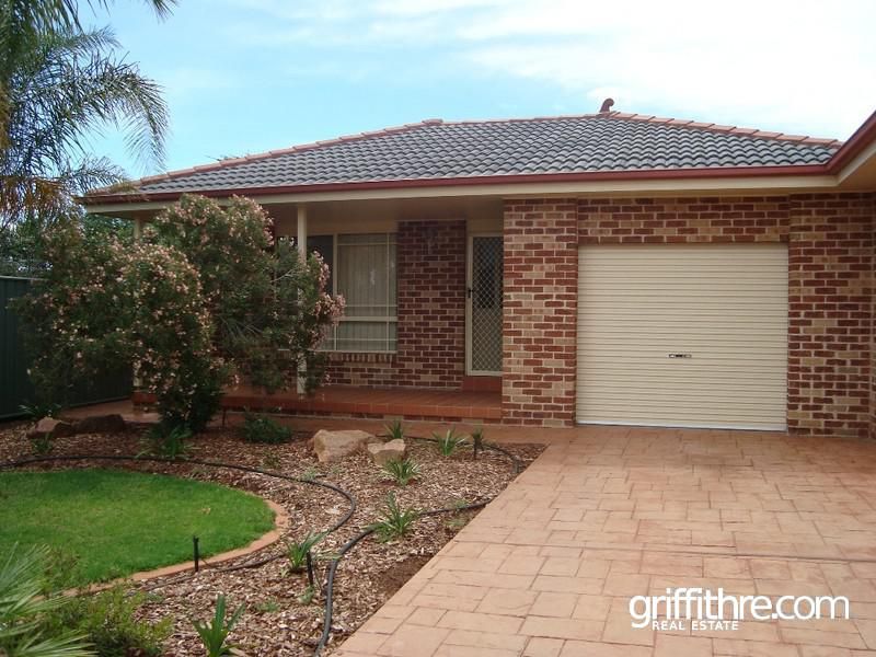3 bedrooms Apartment / Unit / Flat in 11B Robrick Close GRIFFITH NSW, 2680