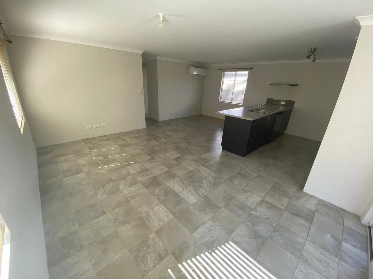 Additional image 9 of 98 Morwell St, Yanchep WA 6035