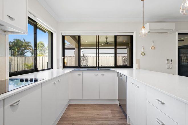 38 Nardoo Street Robina 4226 - Image 3