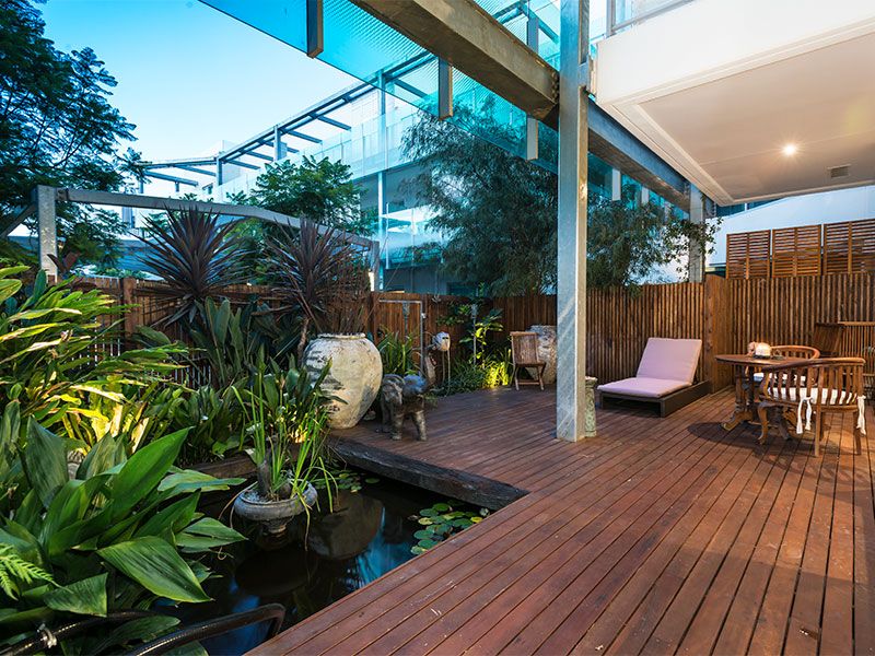 4/15 Beach Road, HAMPTON VIC 3188, Image 0