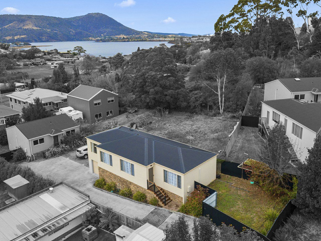 2/7b Tavistock Road, Austins Ferry TAS 7011, Image 0