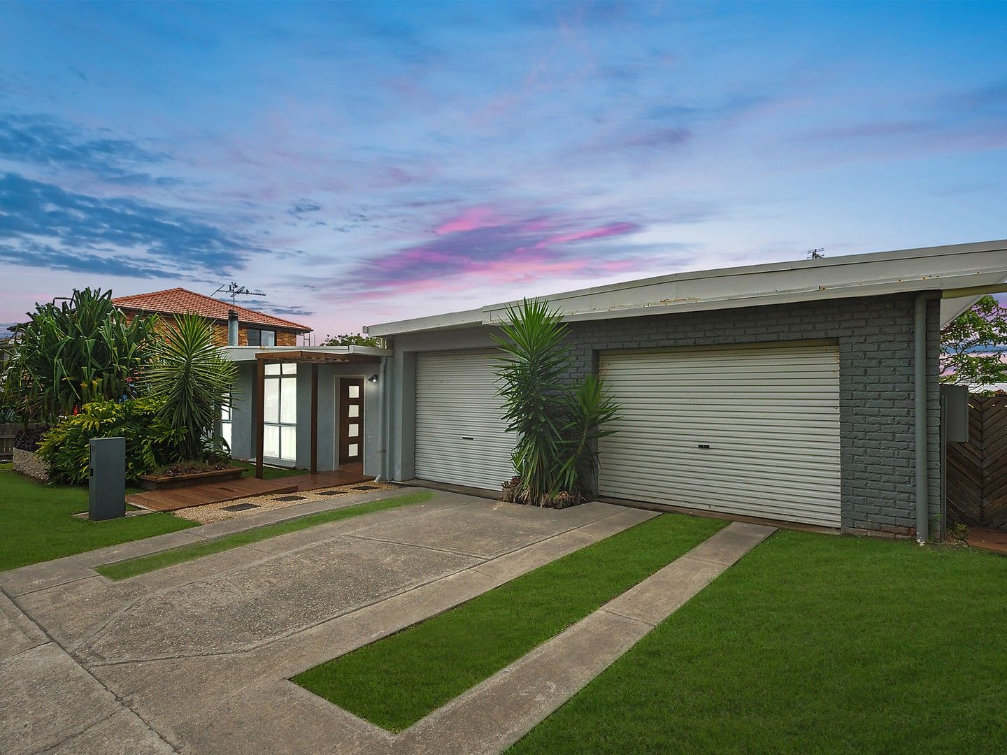 19 Hodgson Street, Crescent Head NSW 2440, Image 1