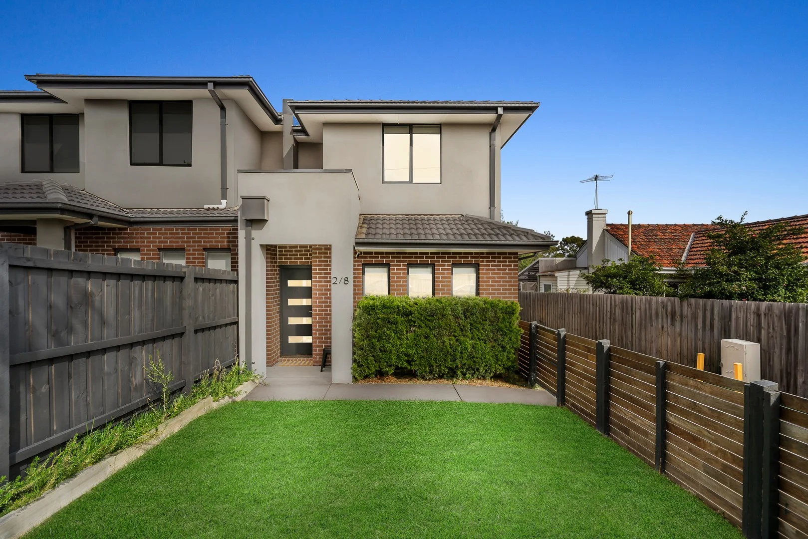 2/8 Keith Street, Oakleigh East VIC 3166