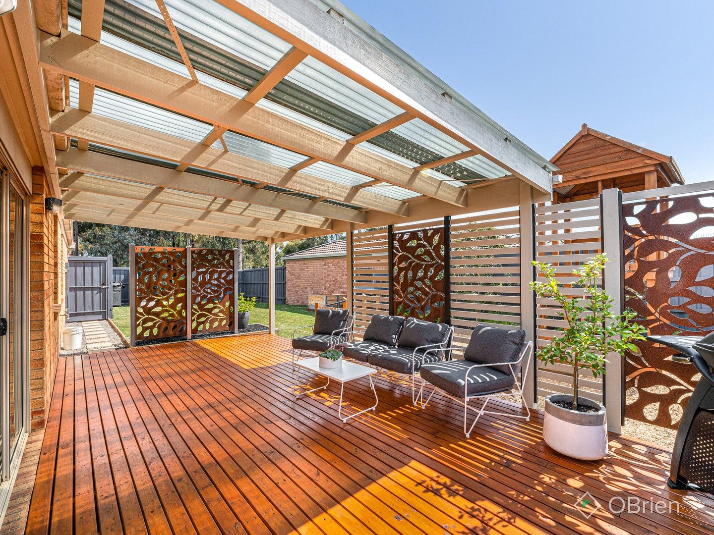 3 bedrooms House in 3 Anidala Place CRANBOURNE WEST VIC, 3977