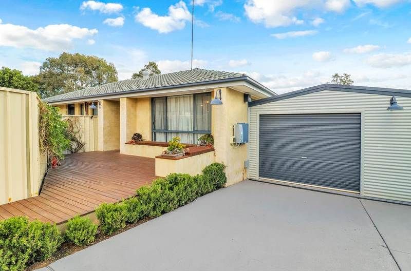 3 bedrooms House in 15 Bellini Place ST CLAIR NSW, 2759