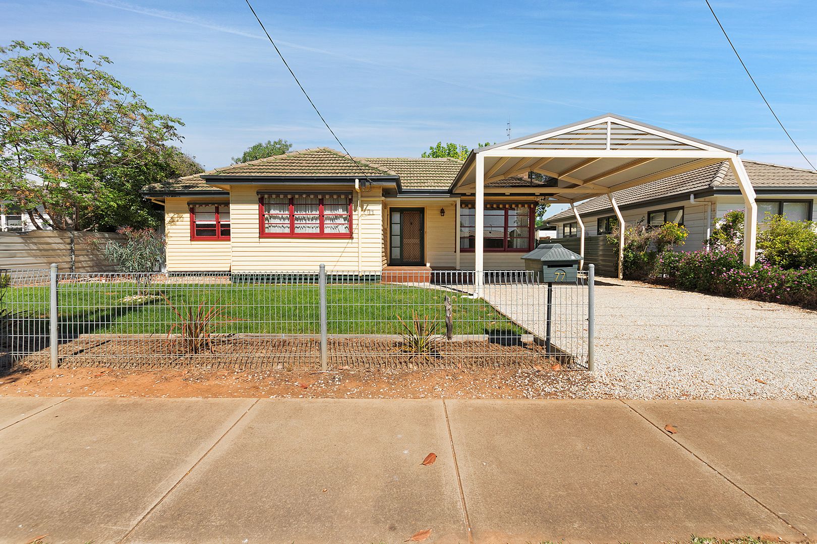 77 Haverfield Street, Echuca VIC 3564, Image 2