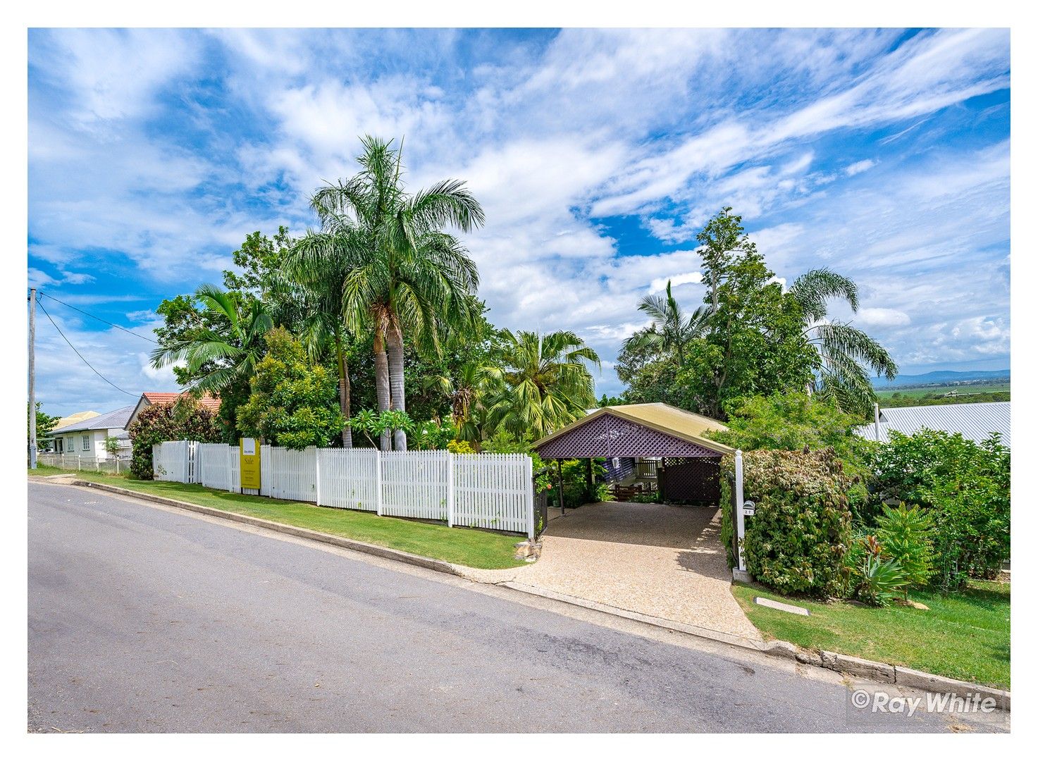 27 Wiseman Street, The Range QLD 4700, Image 2