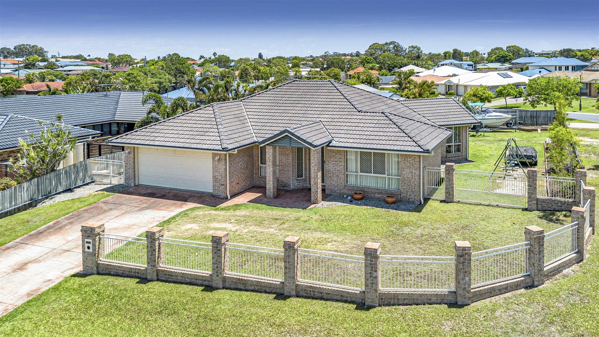 10 Yandina Place, Deception Bay QLD 4508 House For Rent 750 Domain