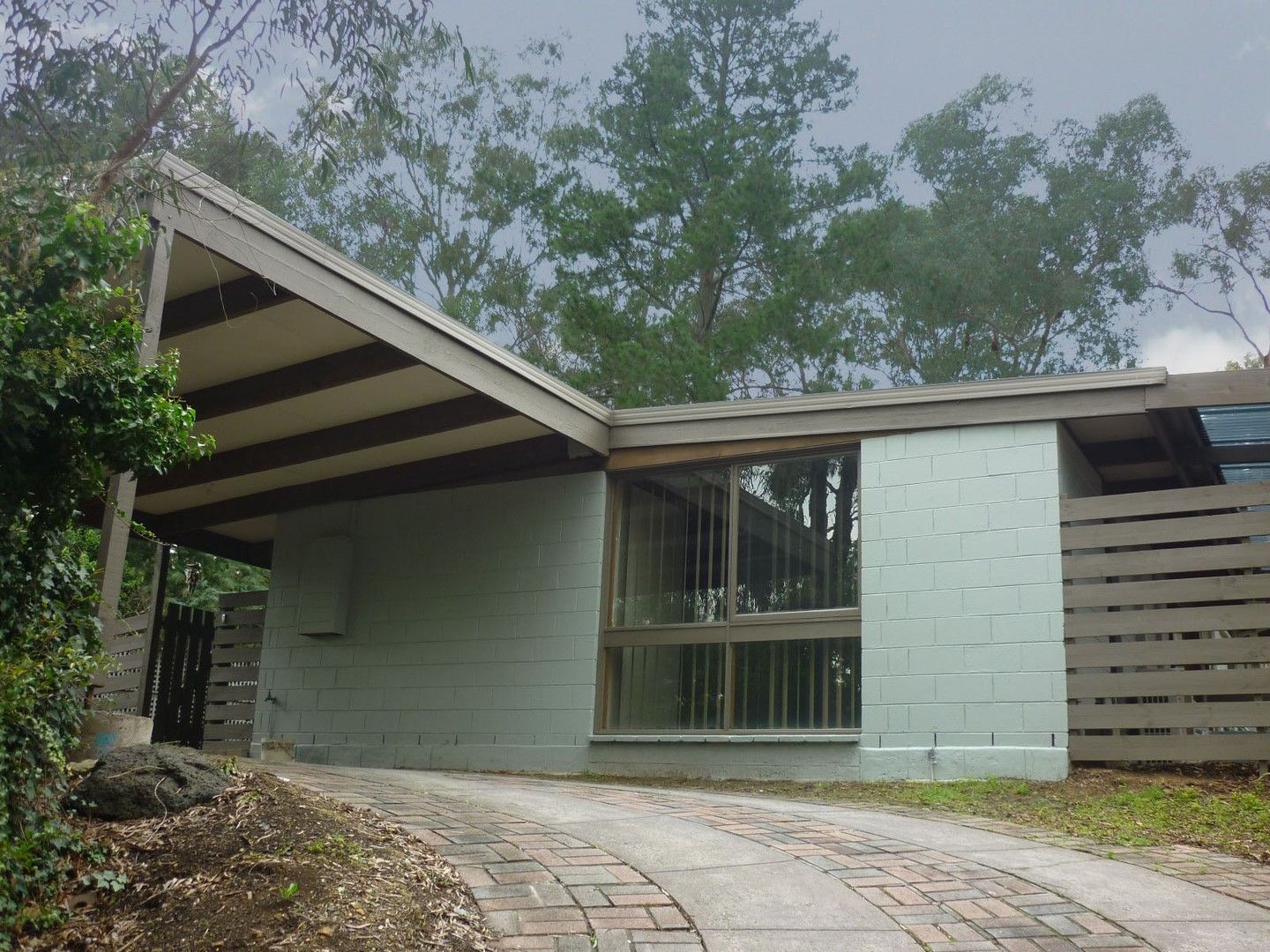 3 bedrooms House in 186 Rattray Road MONTMORENCY VIC, 3094