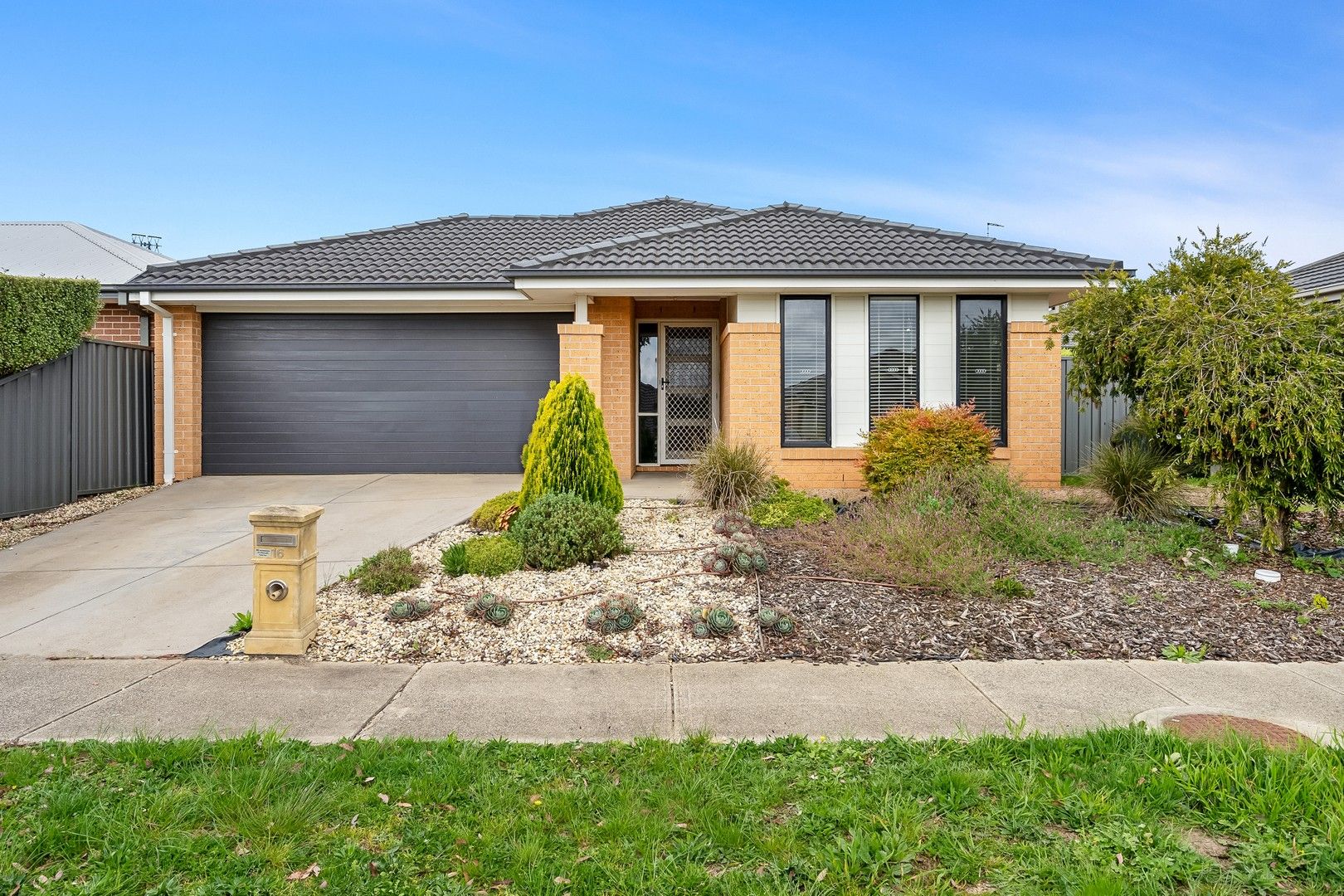 4 bedrooms House in 16 Grassy Street KILMORE VIC, 3764