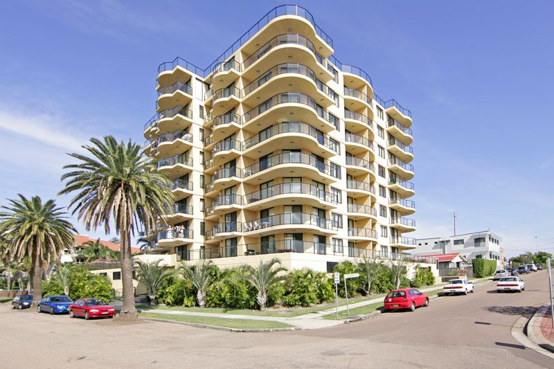 2/1-5 Bayview Avenue, The Entrance NSW 2261