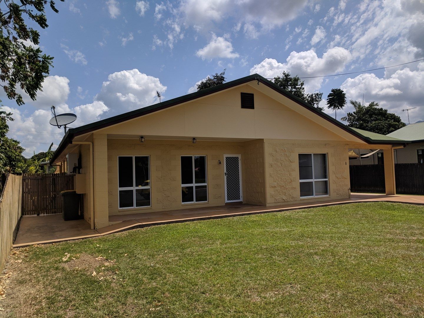 8 Dan Hart Lane, Mossman QLD 4873, Image 0