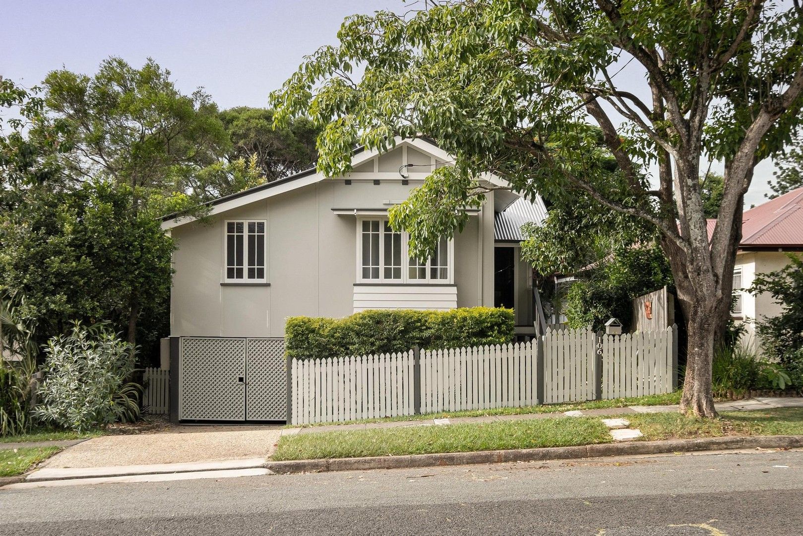 3 bedrooms House in 106 Chaucer Street MOOROOKA QLD, 4105