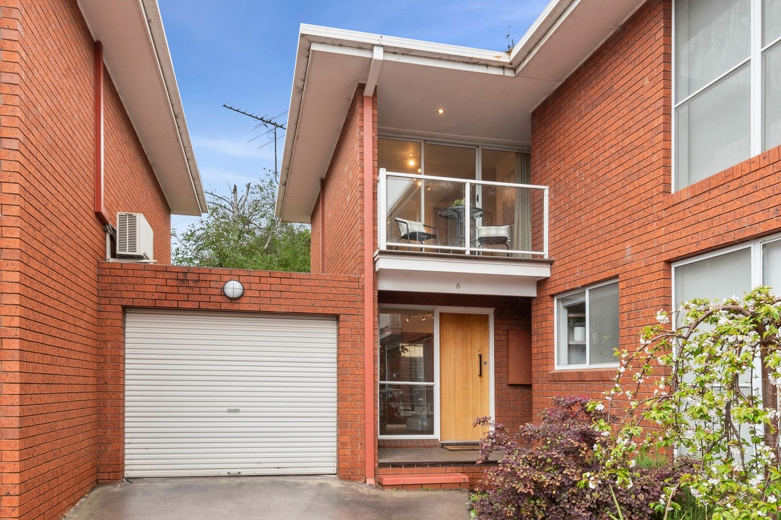 6/17 Aberdeen Street, Newtown VIC 3220, Image 1