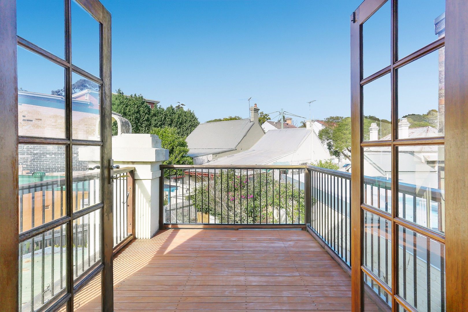 2 bedrooms House in 4 Gladstone Street ENMORE NSW, 2042