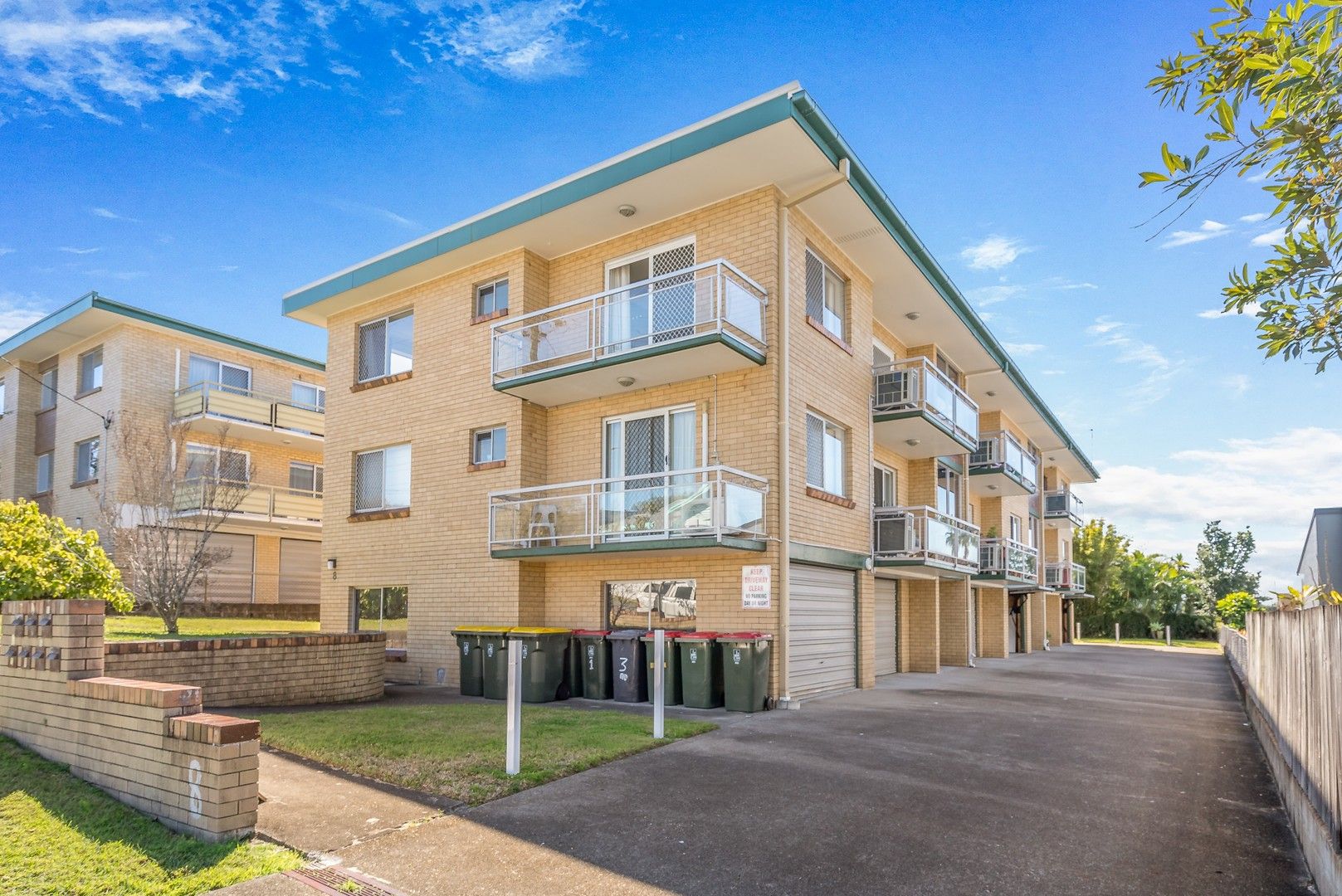2 bedrooms Apartment / Unit / Flat in 6/8 Agnes Street MORNINGSIDE QLD, 4170