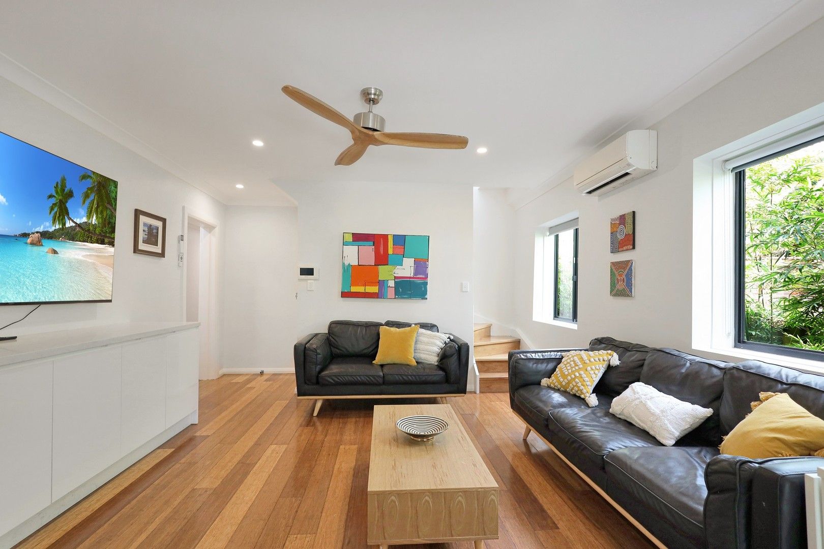 4 bedrooms Semi-Detached in 2/40a Carlton Crescent SUMMER HILL NSW, 2130