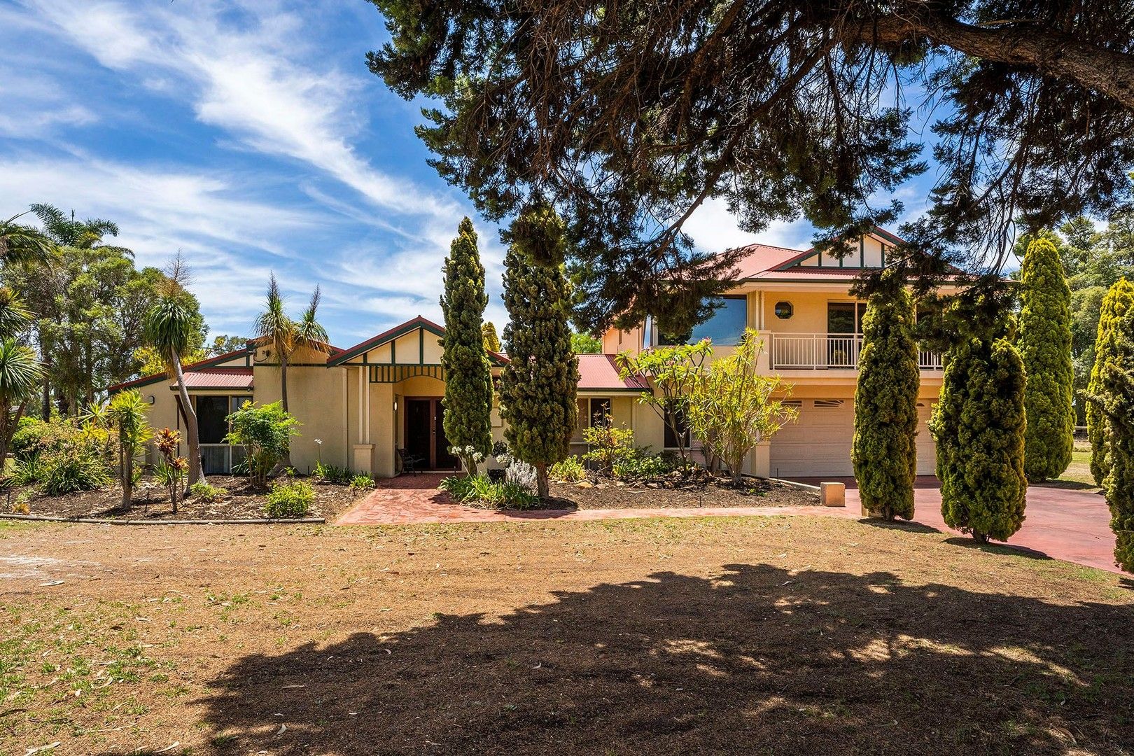5 bedrooms Acreage / Semi-Rural in 4 Brae rd HIGH WYCOMBE WA, 6057