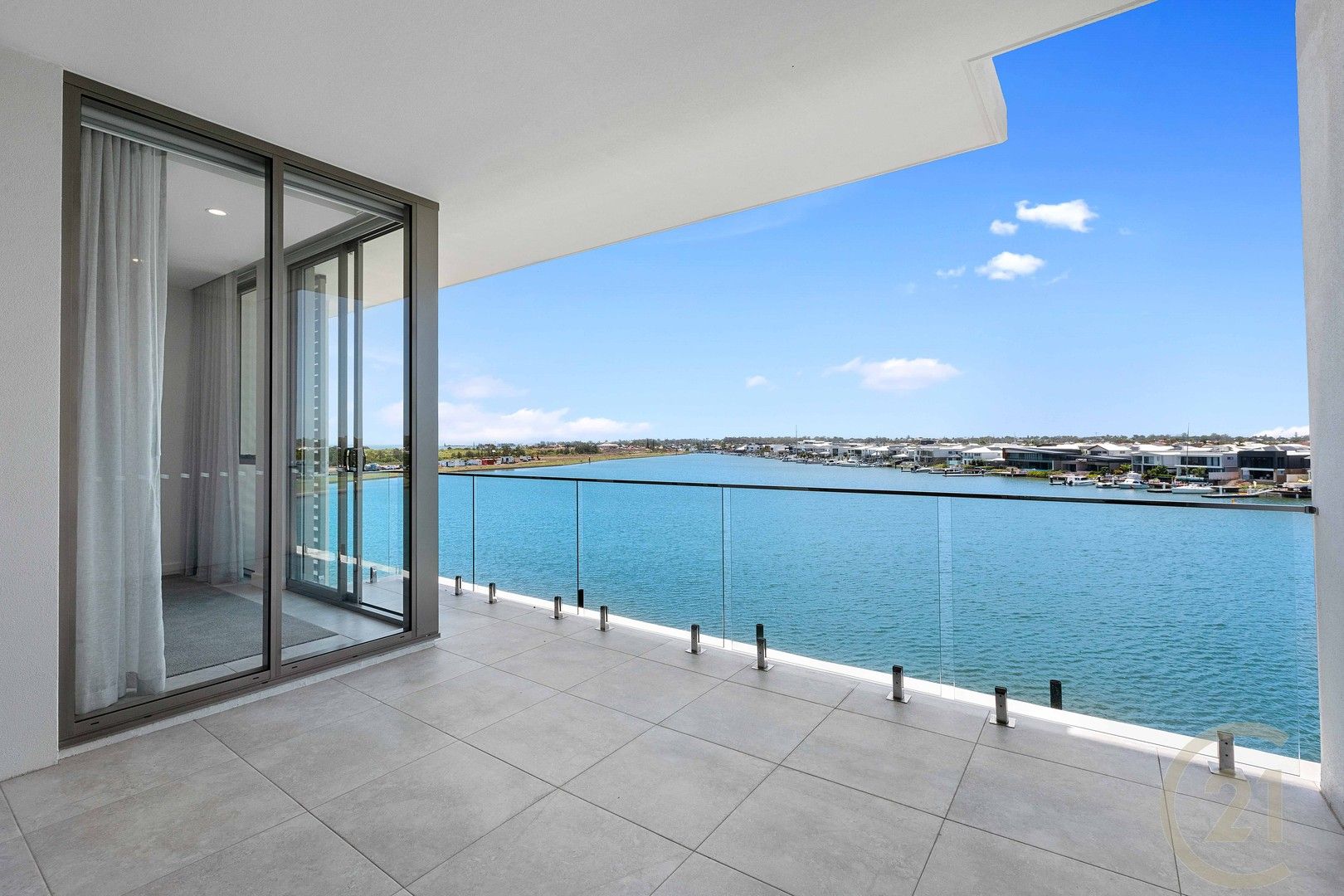 3 bedrooms Apartment / Unit / Flat in 405/15 Aqua Street NEWPORT QLD, 4020