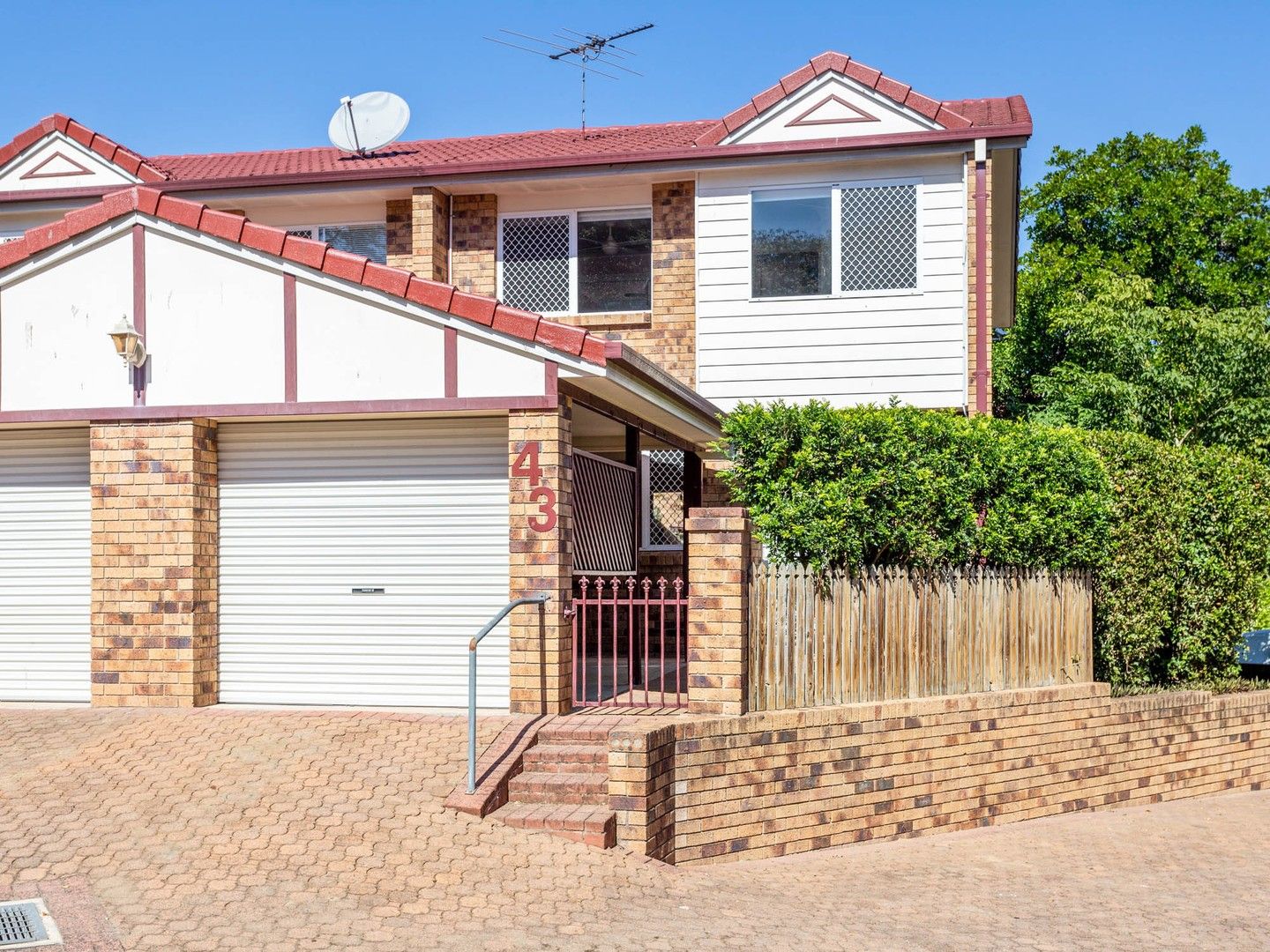 3 bedrooms Townhouse in 43/68 Springwood Road SPRINGWOOD QLD, 4127