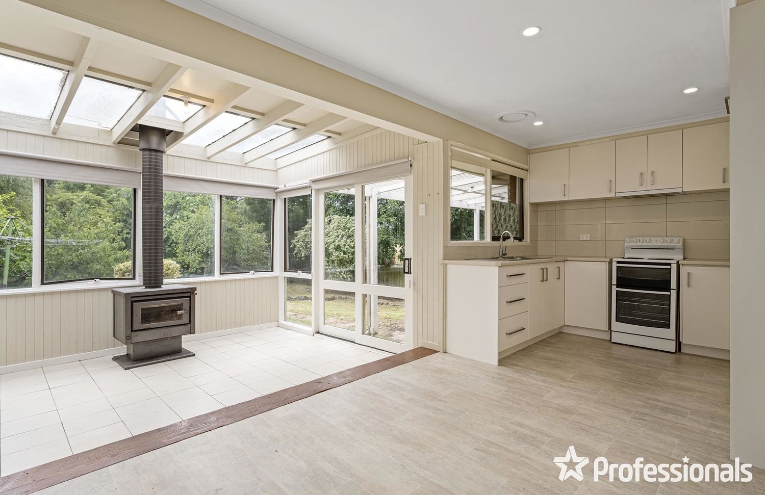 6 Maroondah Highway, Healesville VIC 3777 House For Rent Domain