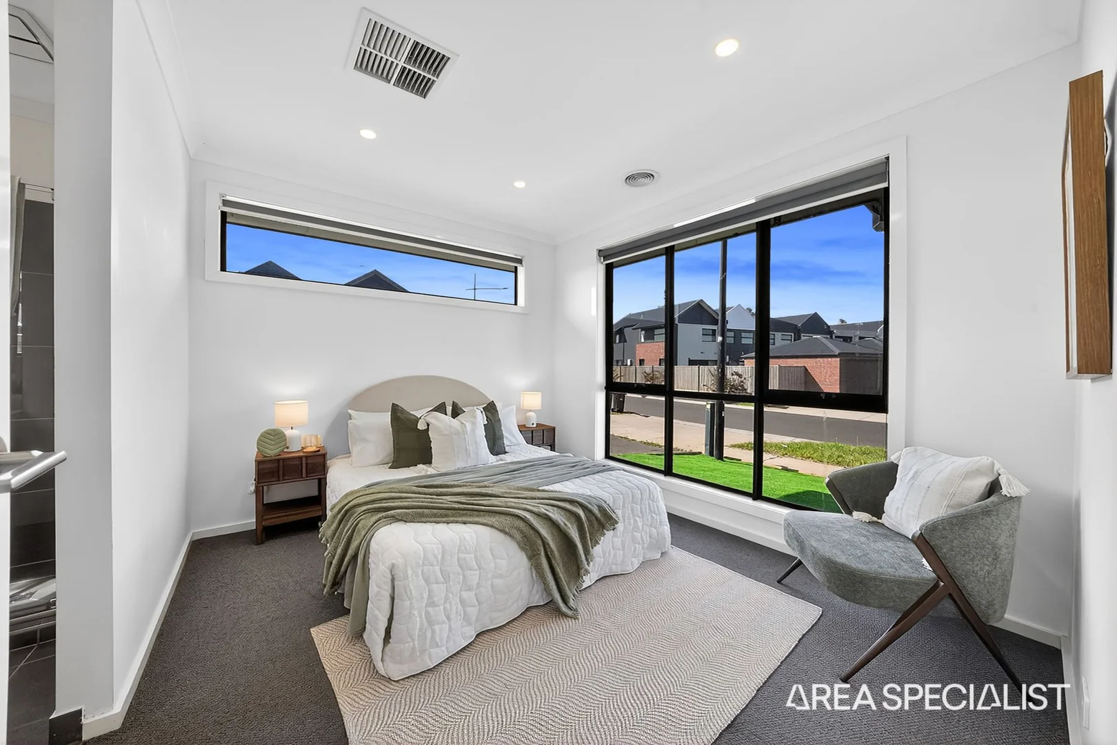 Additional image 2 of 19 Neville Street, Thornhill Park VIC 3335