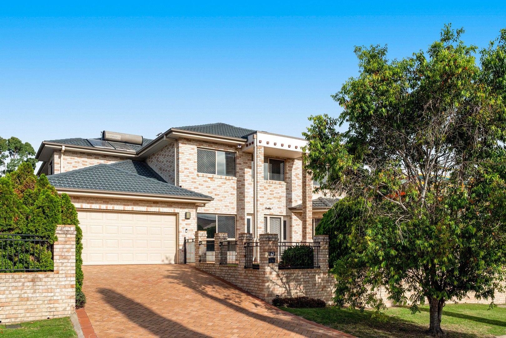 142 White Cedar Circuit, Stretton QLD 4116, Image 0